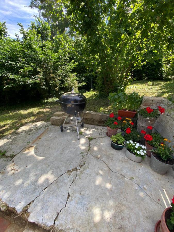 Bed and Breakfast Il Noccioletto à Mombaruzzo Extérieur photo